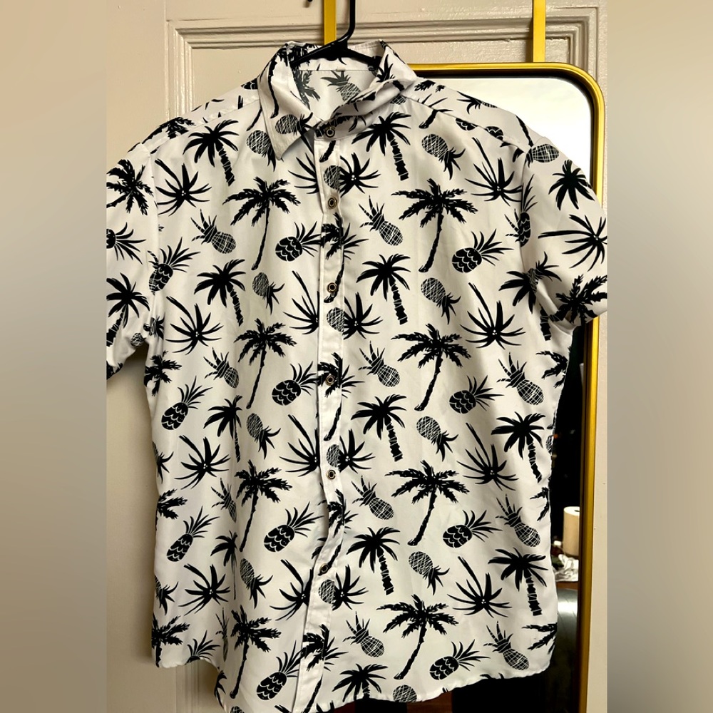 Pineapple shirt
